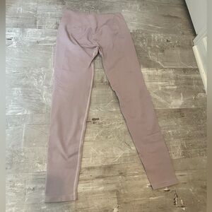 Alphalete Amplify Lavender Leggings in size USWXL